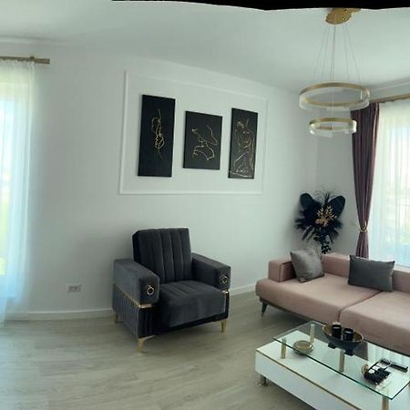 Glamart Apartment Craiova Exterior foto